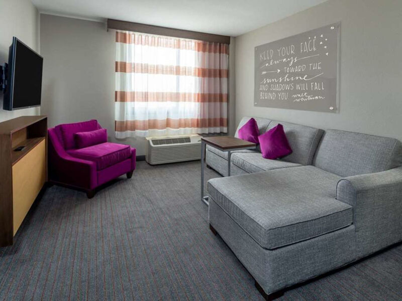 La Quinta Inn And Suites At Lax