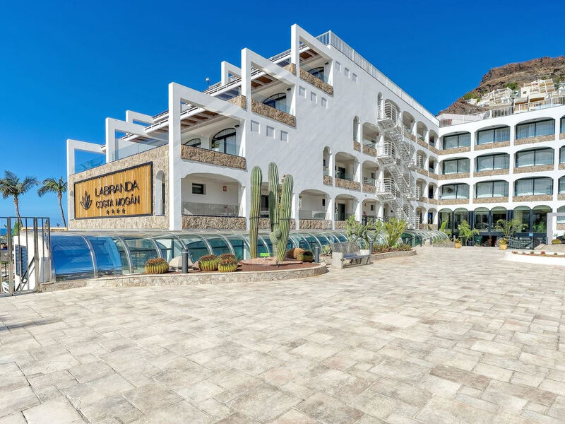 Labranda Costa Mogan