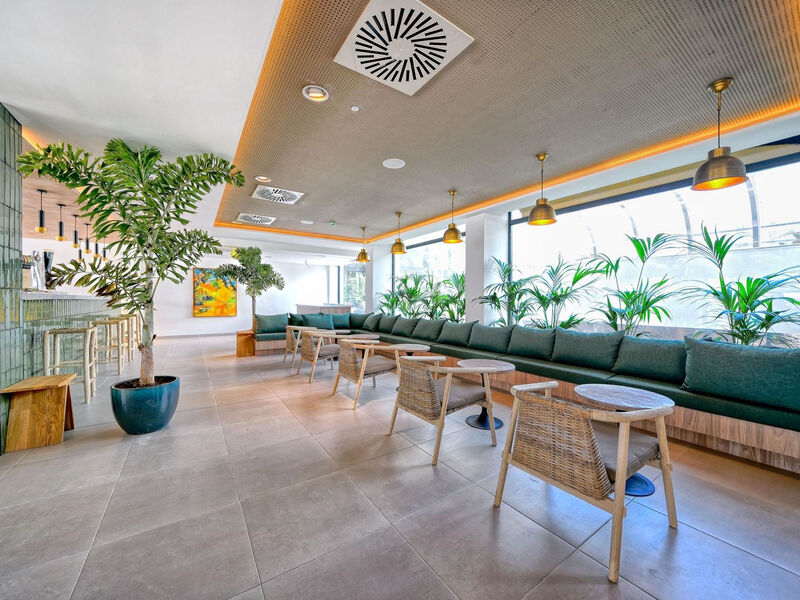 Labranda Costa Mogan