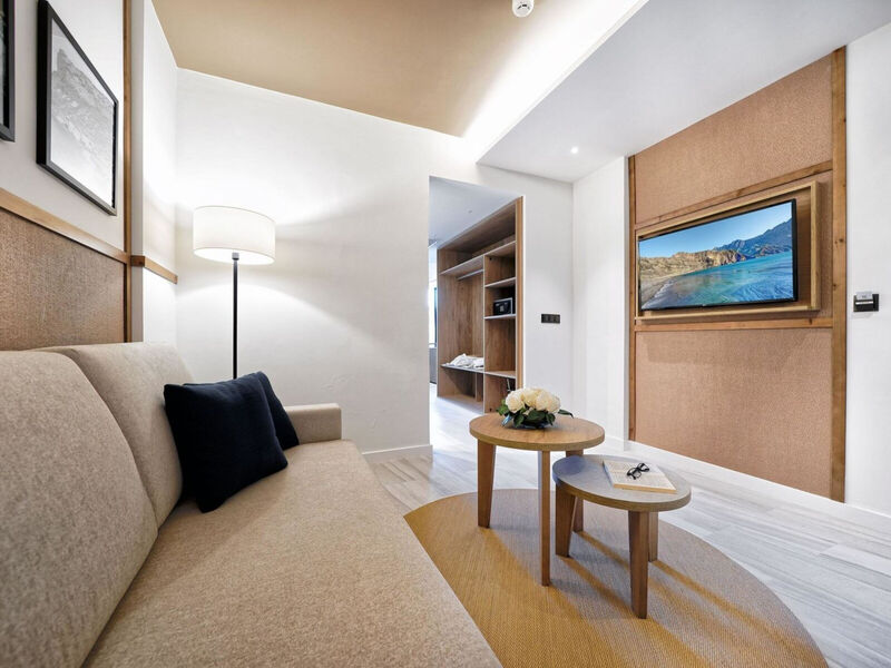 Labranda Costa Mogan