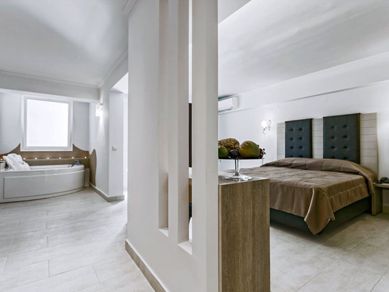 Lagomandra Hotel & Spa