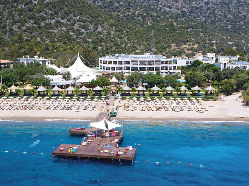 Latanya Park Resort