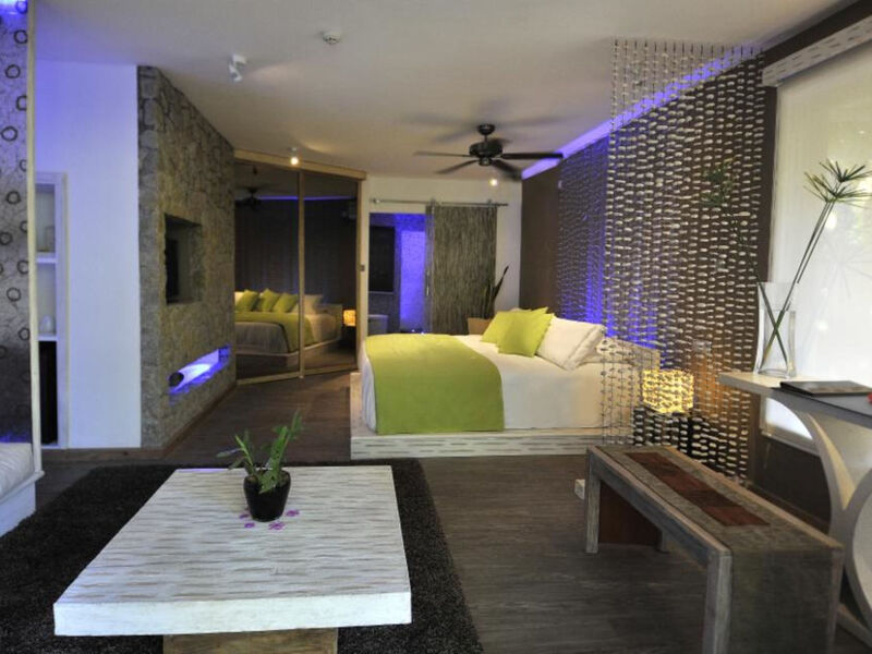 Le Domaine De L'Orangeraie Resort &Amp; Spa