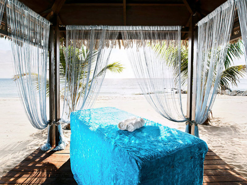 Le Meridien Al Aqah Beach Res.