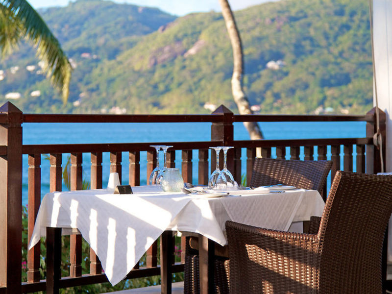 Le Meridien Fisherman's Cove