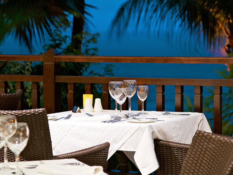 Le Meridien Fisherman's Cove