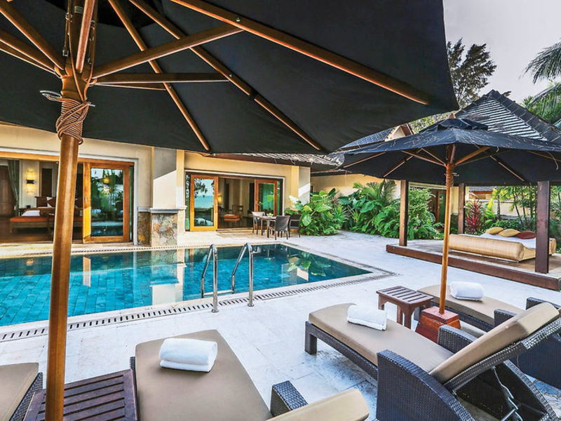 Le Meridien Khao Lak Beach
