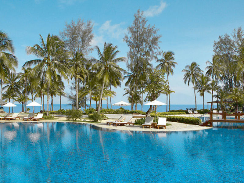 Le Meridien Khao Lak Beach