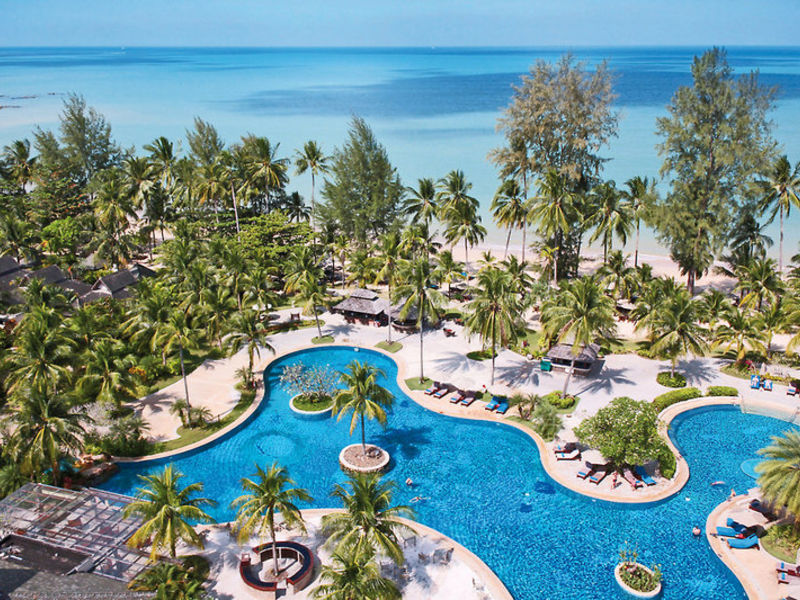 Le Meridien Khao Lak Beach