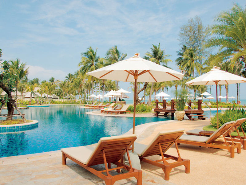 Le Meridien Khao Lak Beach
