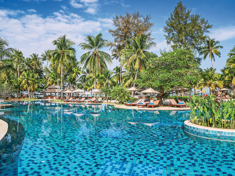 Le Meridien Khao Lak Beach