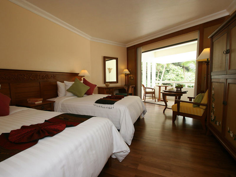 Le Meridien Phuket BeachResort