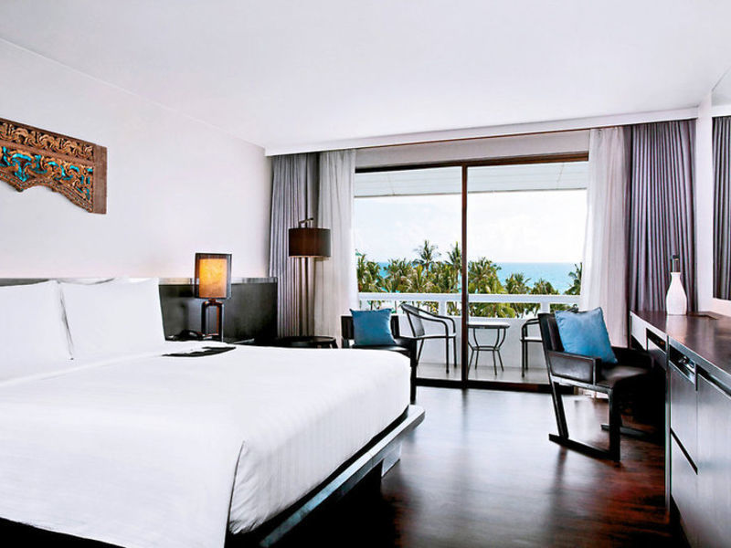 Le Meridien Phuket BeachResort