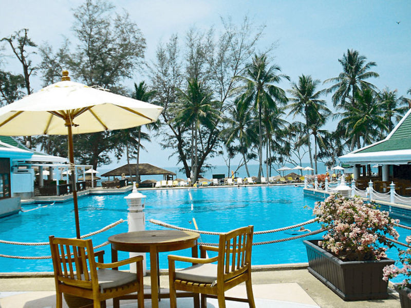 Le Meridien Phuket BeachResort