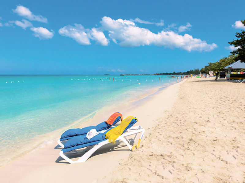 Legends Beach Resort