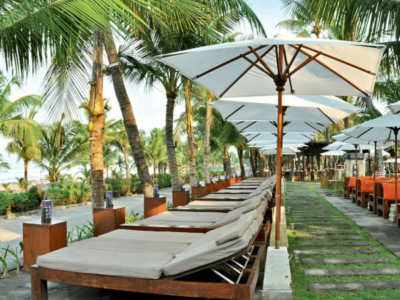 Legian Beach Hotel