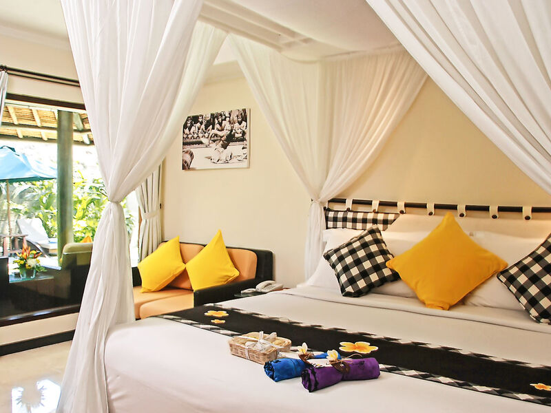 Legian Beach Hotel
