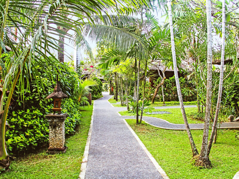 Legian Beach Hotel