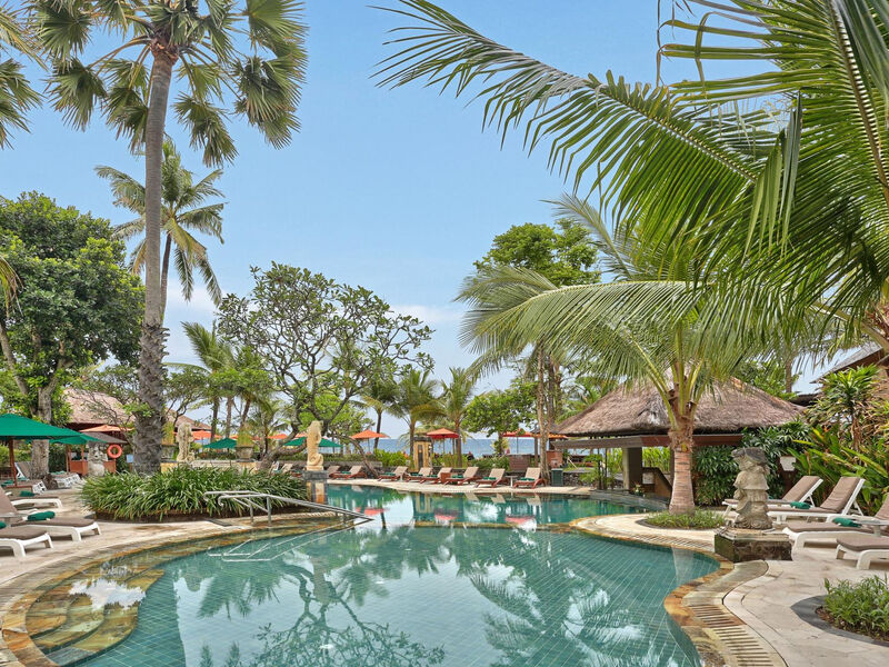Legian Beach Hotel