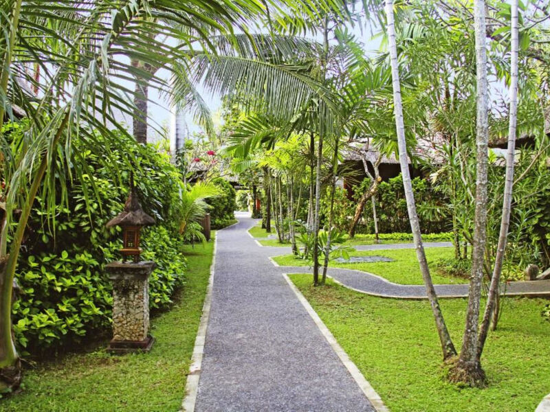Legian Beach Hotel