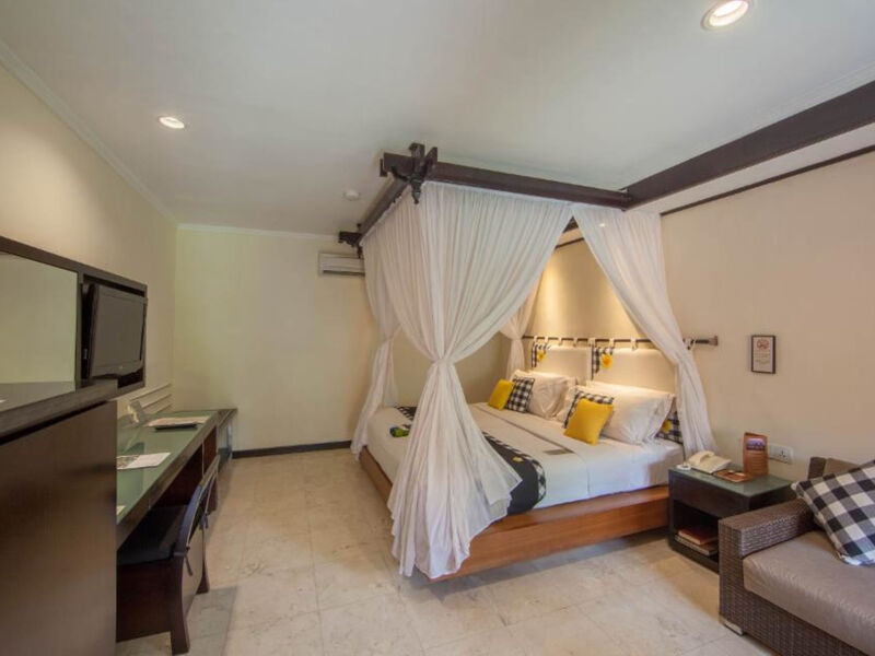 Legian Beach Hotel