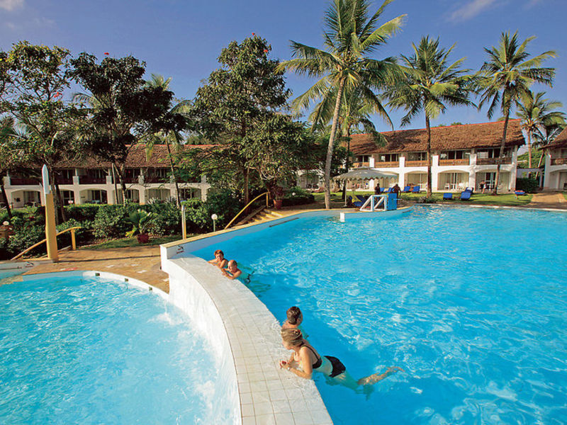 LeisureLodge Beach & Golf Resort