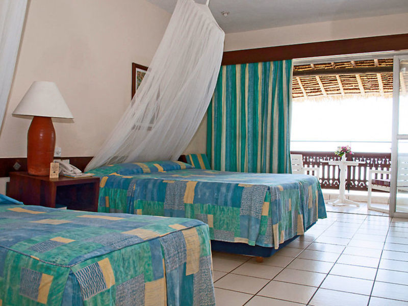 LeisureLodge Beach & Golf Resort