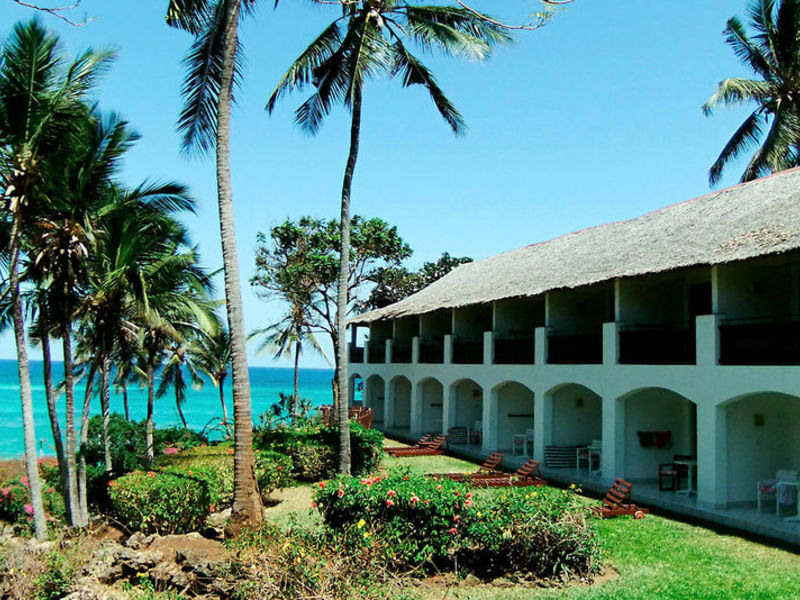 LeisureLodge Beach & Golf Resort