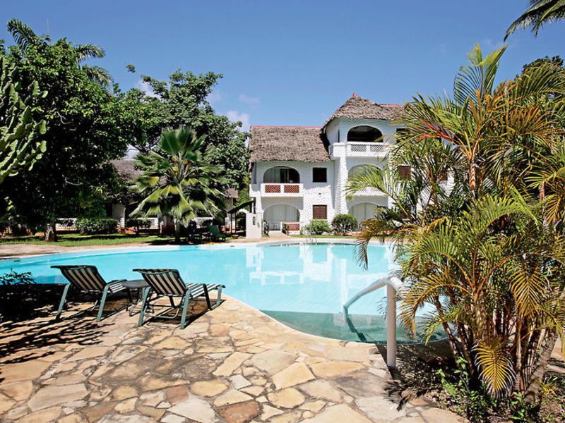 LeisureLodge Beach & Golf Resort