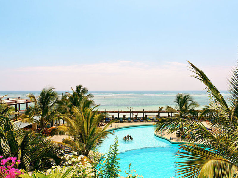 Leopard Beach Resort & Sp