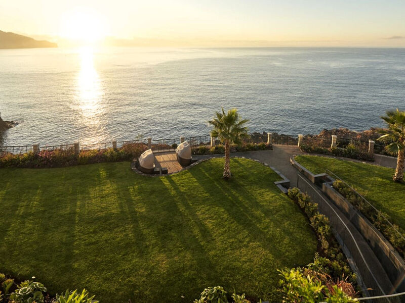 Les Suites At The Cliff Bay