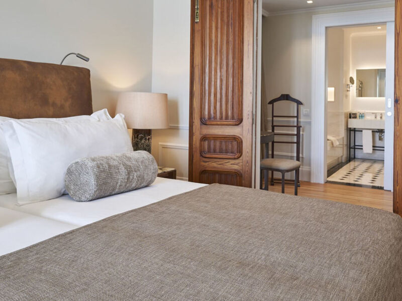 Les Suites At The Cliff Bay