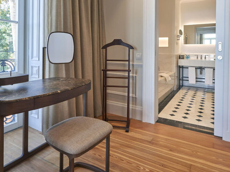 Les Suites At The Cliff Bay