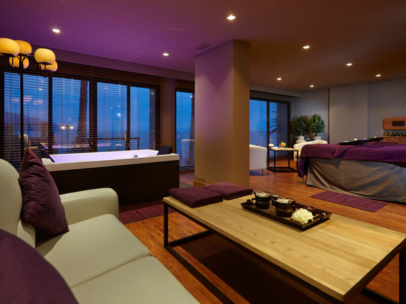 Les Suites At The Cliff Bay