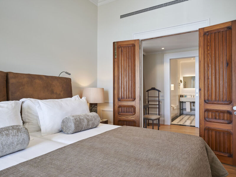 Les Suites At The Cliff Bay