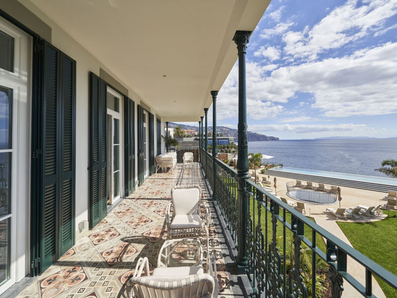 Les Suites At The Cliff Bay