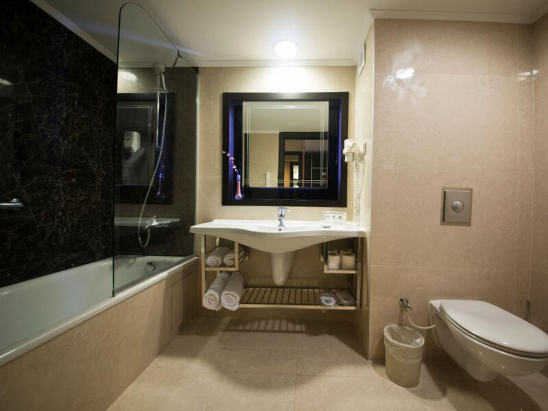 Limak Atlantis Deluxe Hotel &Amp; Resort