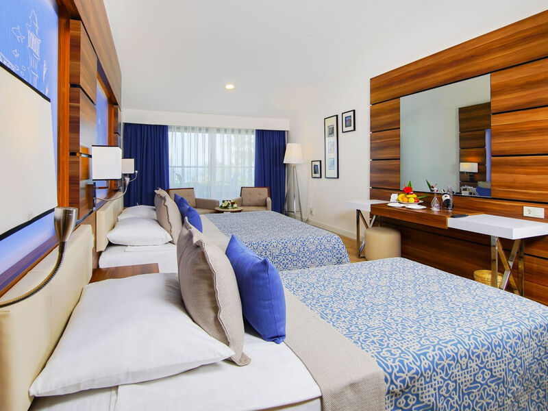 Limak Atlantis Deluxe Hotel &Amp; Resort