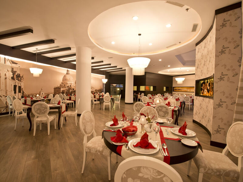 Limak Atlantis Deluxe Hotel &Amp; Resort