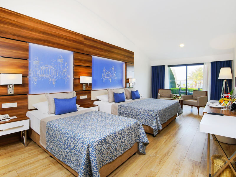 Limak Atlantis Deluxe Hotel &Amp; Resort