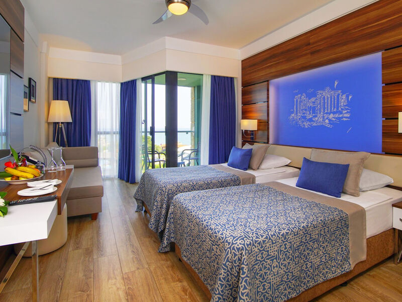 Limak Atlantis Deluxe Hotel &Amp; Resort