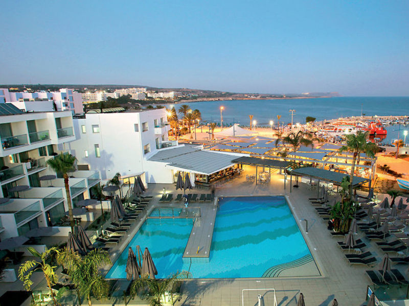 Limanaki Beach