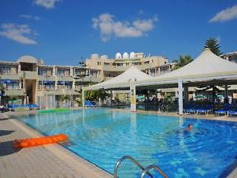Limanaki Beach