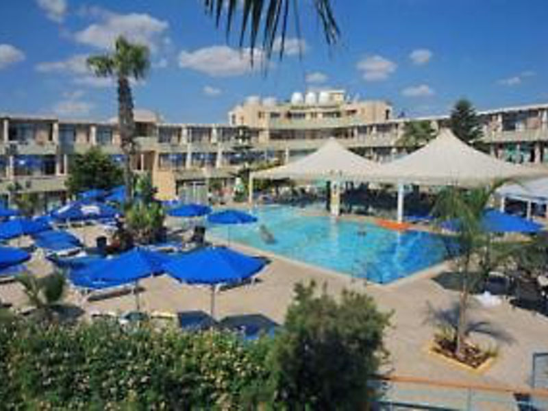 Limanaki Beach