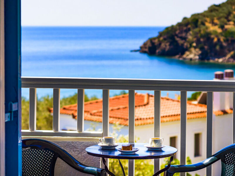 Limnionas Bay Village