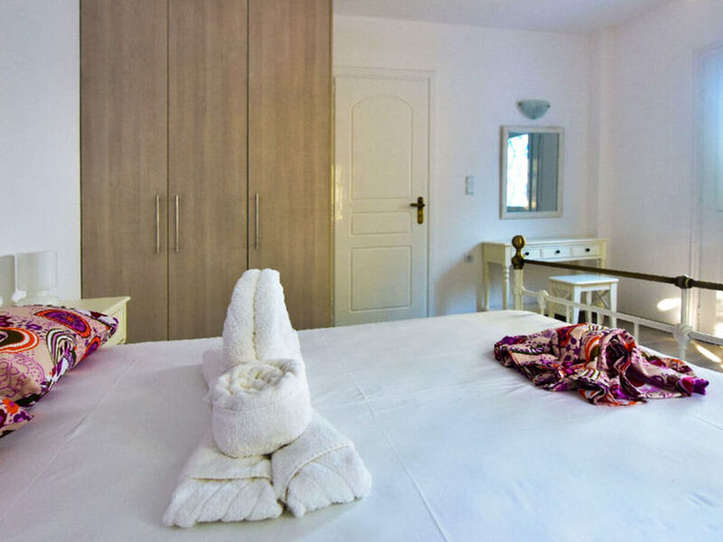 Limnionas Bay Village