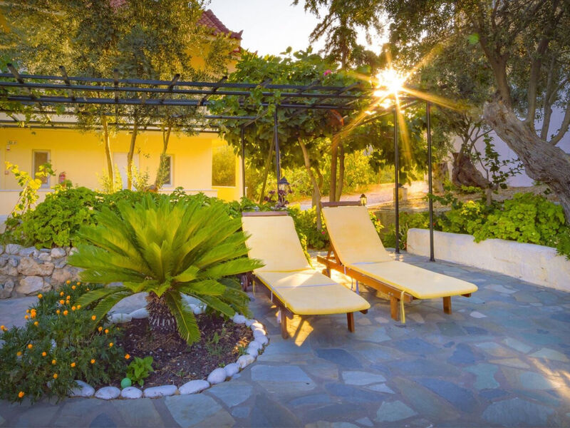 Limnionas Bay Village