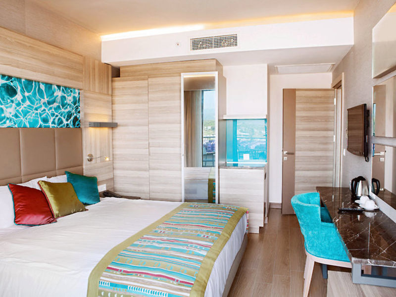 Long Beach Harmony Hotel