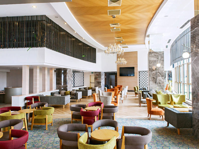Long Beach Harmony Hotel