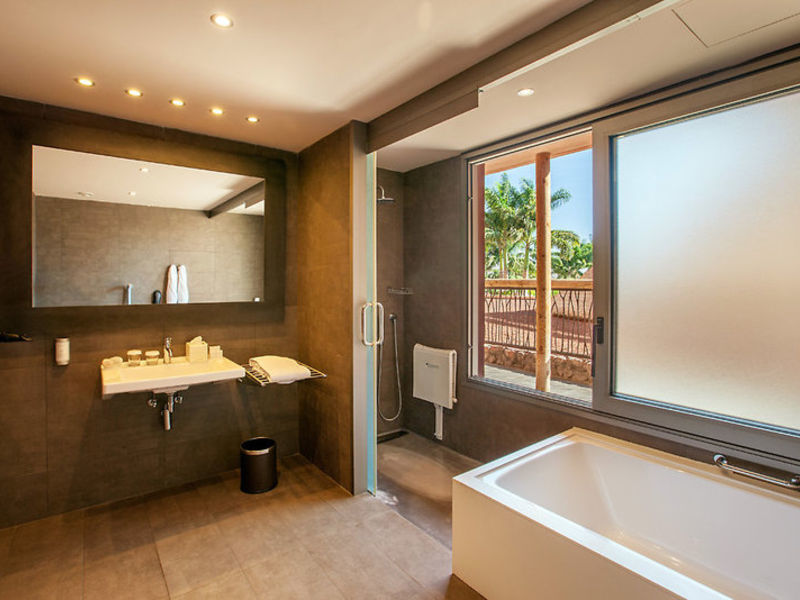Lopesan Baobab Resort